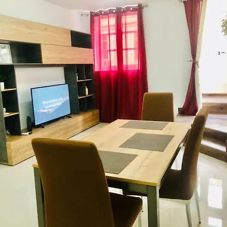 Brand New In Gzira! Apartamento *